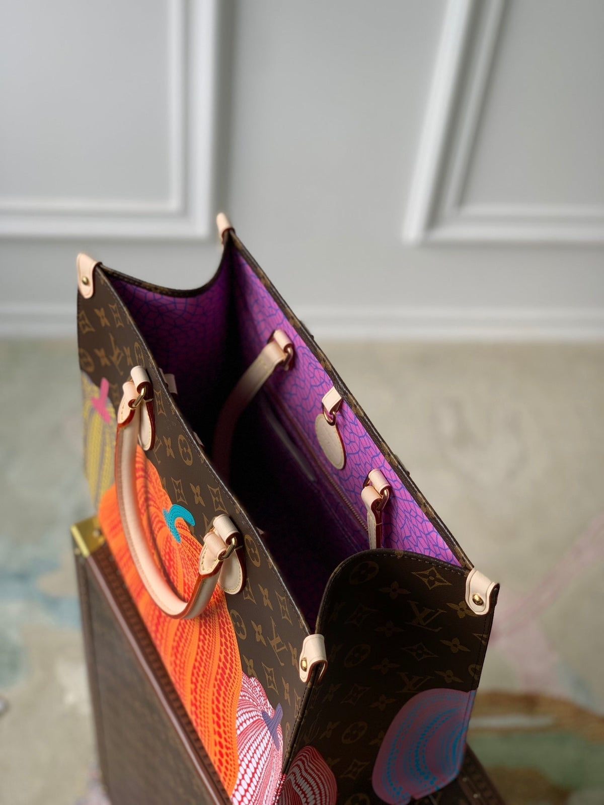 LV x YK ONTHEGO 35 IN BROWN MONOGRAM COATED CANVAS AND CALFSKIN PUMPKIN PATTERN