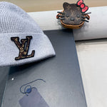 KNITTED BEANIE HAT IN GRAY FLEECE AND WOOL 426206