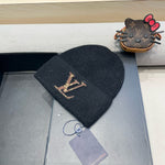 KNITTED BEANIE HAT IN BLACK FLEECE AND WOOL 426208