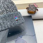 KNITTED BEANIE HAT IN GRAY WOOL 431617