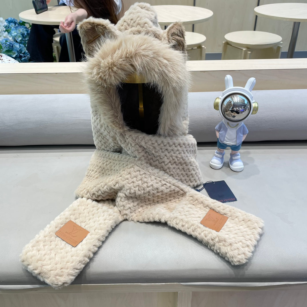 BEANIE HAT IN COSMIC LATTE BEIGEWOOL AND LAMB FUR 435073