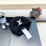 BEANIE HAT IN BLACK WOOL 435027