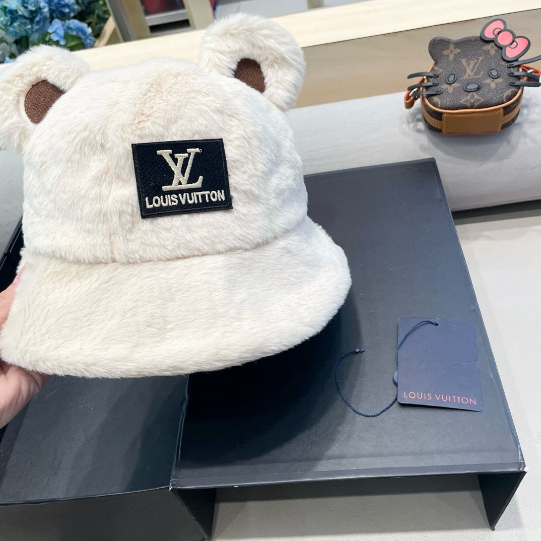 BUCKET HAT IN WHITEWOOL AND LAMB FUR 434940