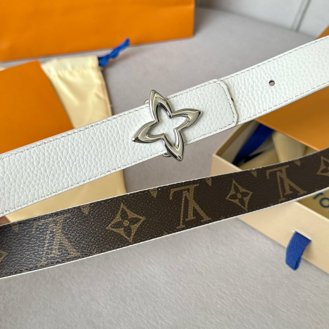 LVMINI FLOWERGRAM 30MM REVERSIBLE BELT IN WHITE CALFSKIN SILVER HARDWARE