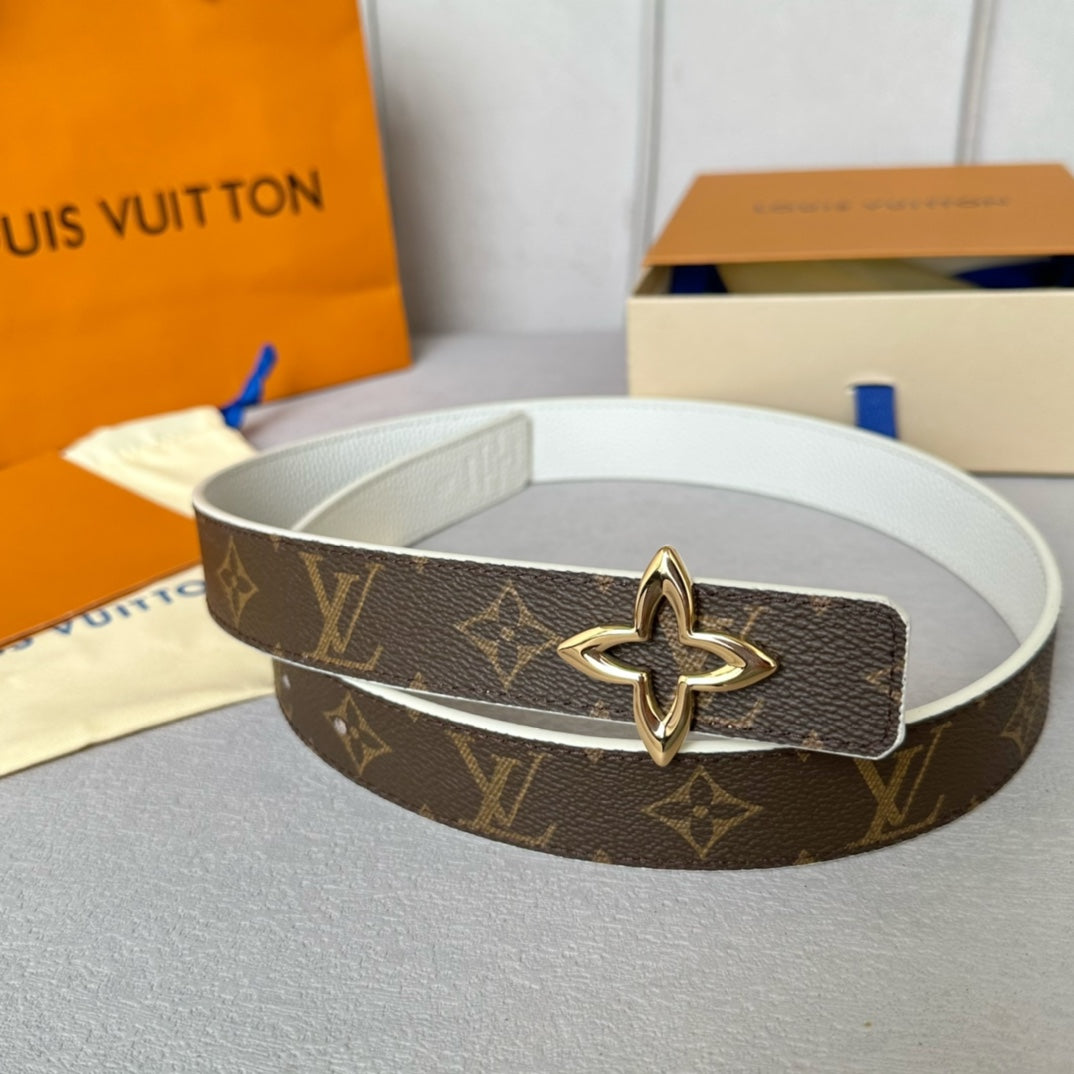 LVMINI FLOWERGRAM 30MM REVERSIBLE BELT IN WHITE CALFSKIN GOLD HARDWARE