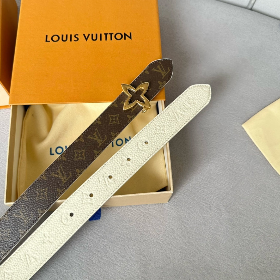 LVMINI FLOWERGRAM 30MM REVERSIBLE BELT IN WHITE EMBOSSED CALFSKIN GOLD HARDWARE