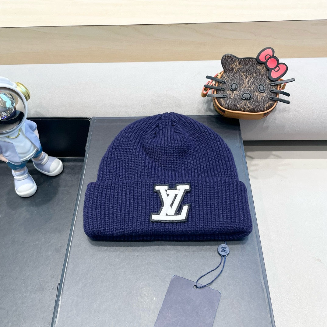 BEANIE HAT IN NAVY BLUEWOOL 435030
