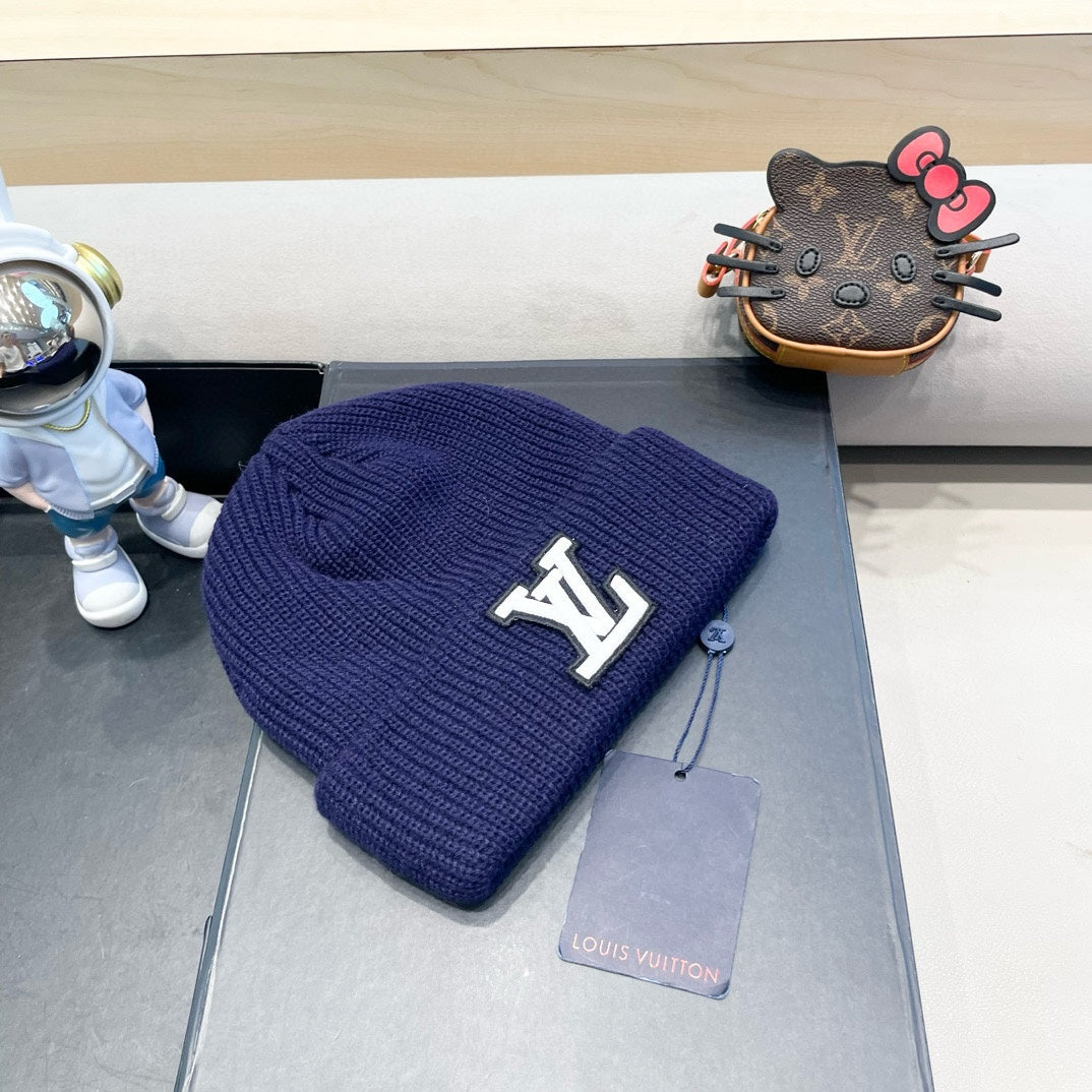 BEANIE HAT IN NAVY BLUEWOOL 435030