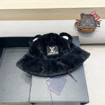 BUCKET HAT IN BLACKWOOL AND LAMB FUR 434939