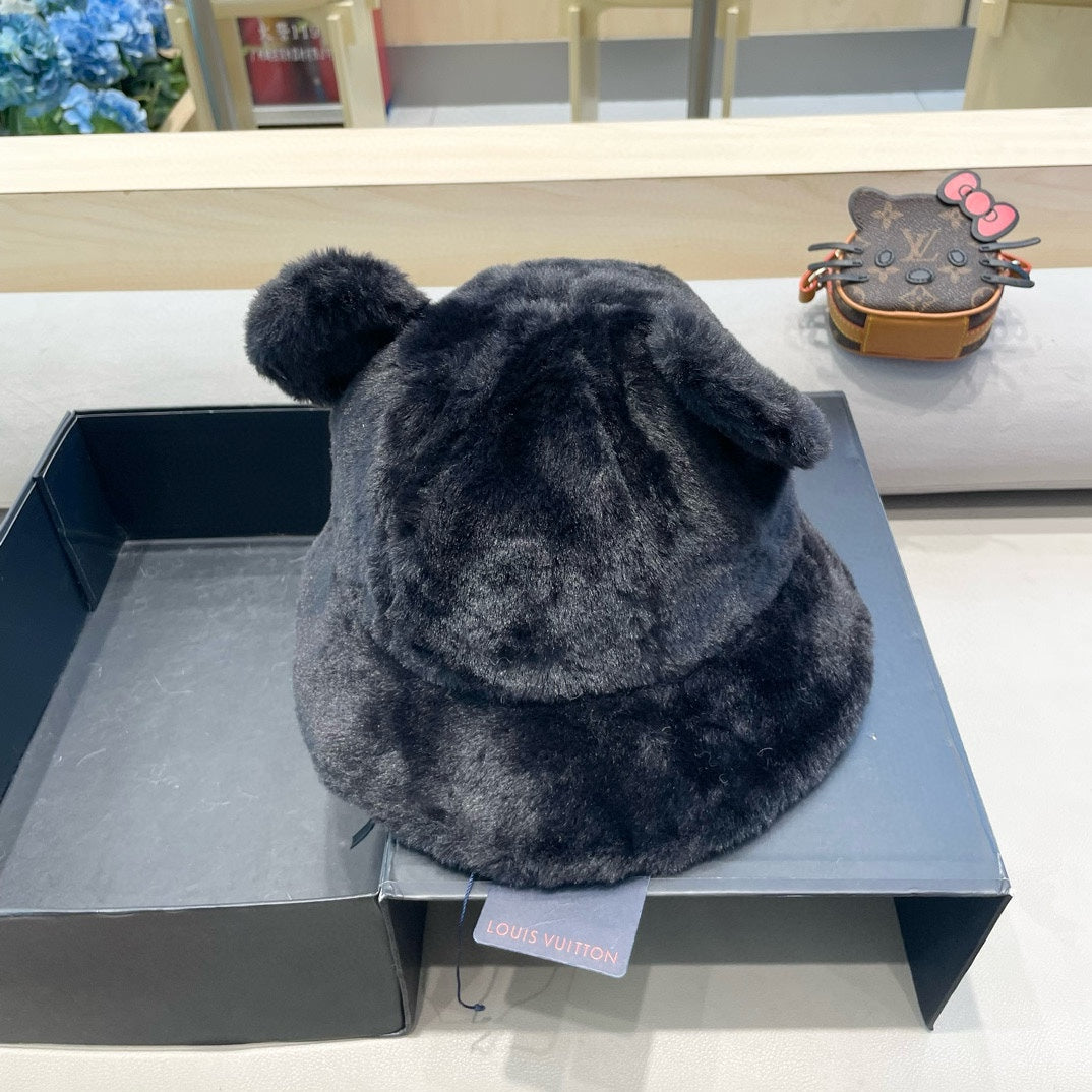 BUCKET HAT IN BLACKWOOL AND LAMB FUR 434939