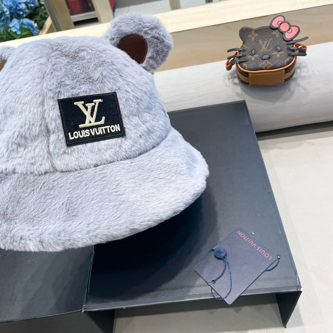 BUCKET HAT IN BEAU BLUEWOOL AND LAMB FUR 434941