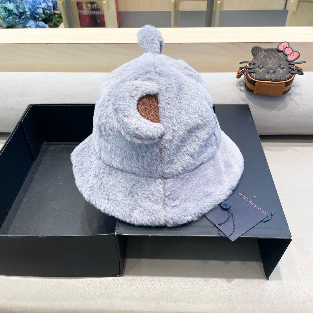 BUCKET HAT IN BEAU BLUEWOOL AND LAMB FUR 434941