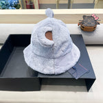 BUCKET HAT IN BEAU BLUEWOOL AND LAMB FUR 434941