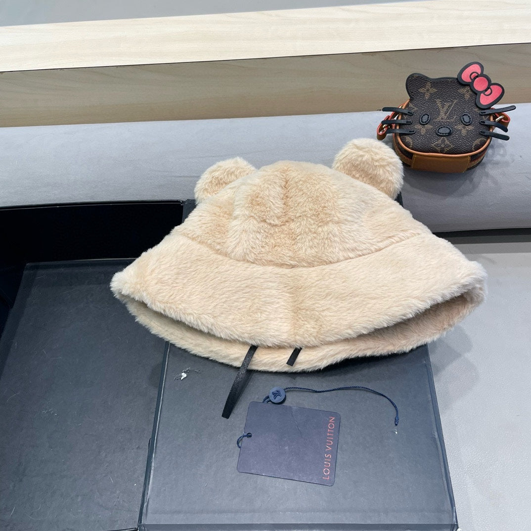 BUCKET HAT IN BEIGEWOOL AND LAMB FUR 434942
