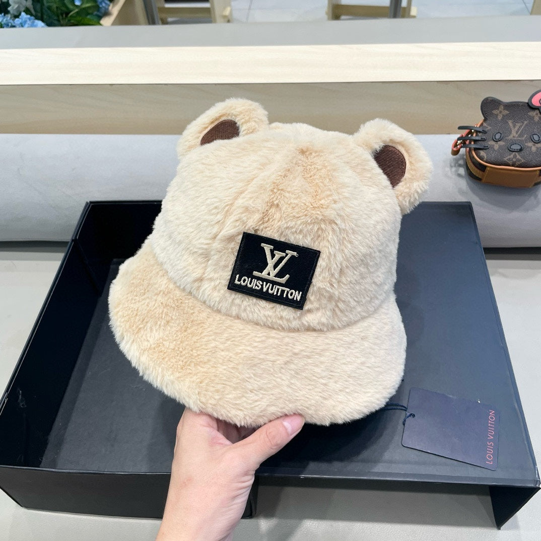 BUCKET HAT IN BEIGEWOOL AND LAMB FUR 434942
