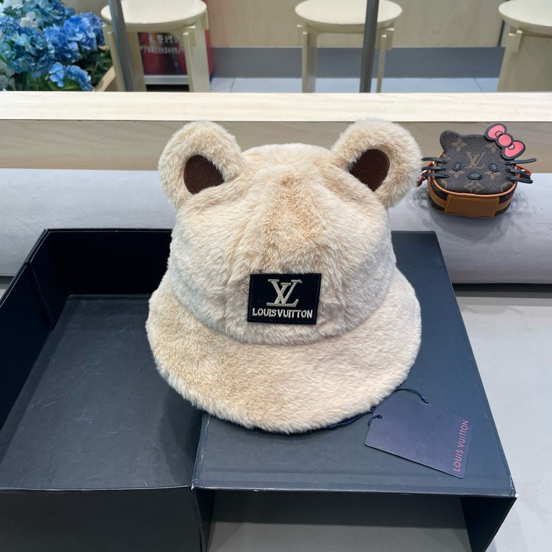 BUCKET HAT IN BEIGEWOOL AND LAMB FUR 434942